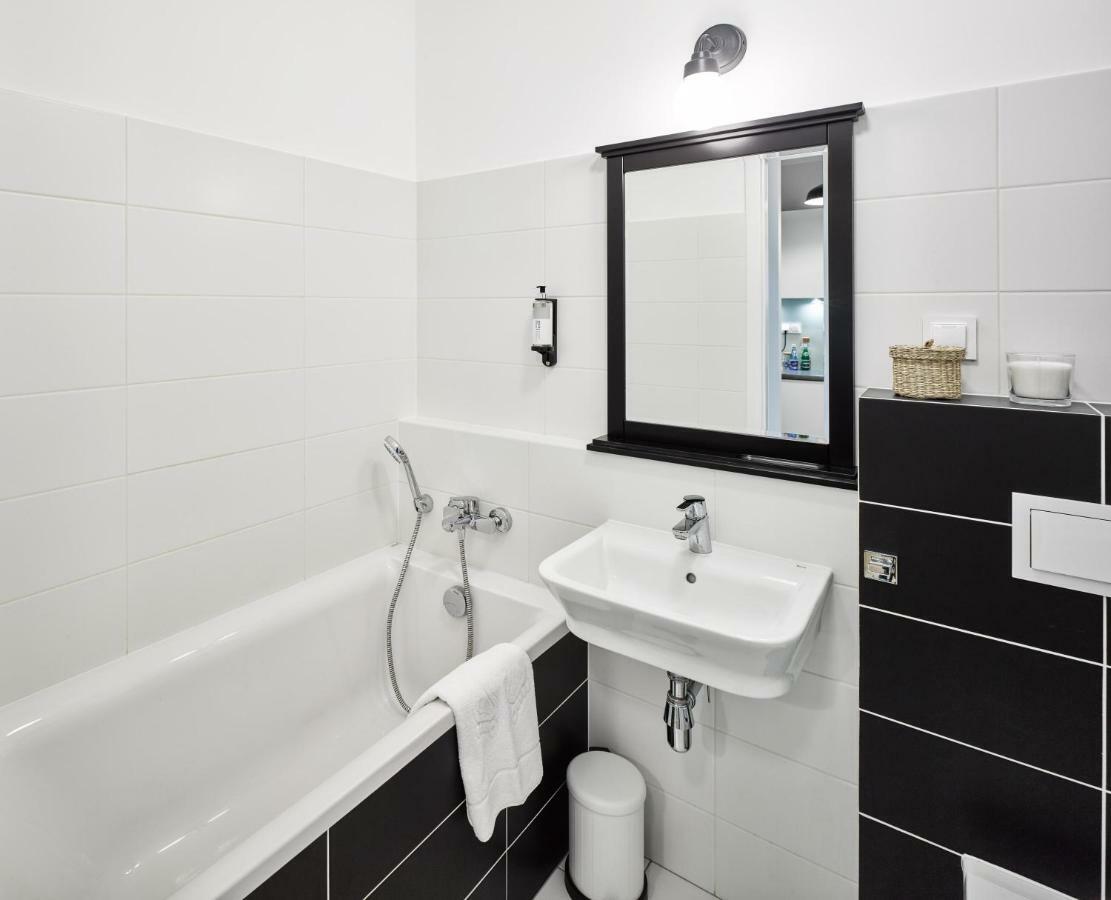 Atelier Apartamenty Praga No. 1 ワルシャワ エクステリア 写真